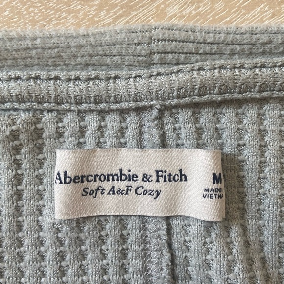 Abercrombie & Fitch Waffle Knit Soft A&F Cozy Button Up Cardigan Blue Gray Comfy - Picture 9 of 11